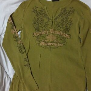 Womens Harley Davidson thermal top.